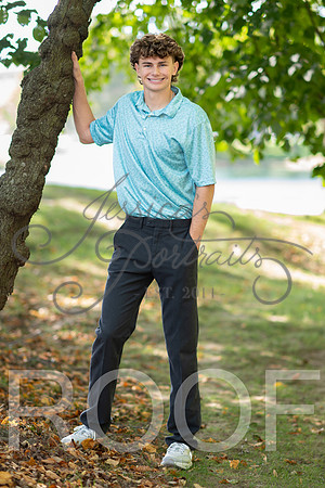 2026-10-12 Carter senior pics mom is Collin Lovitts_DSC_3883