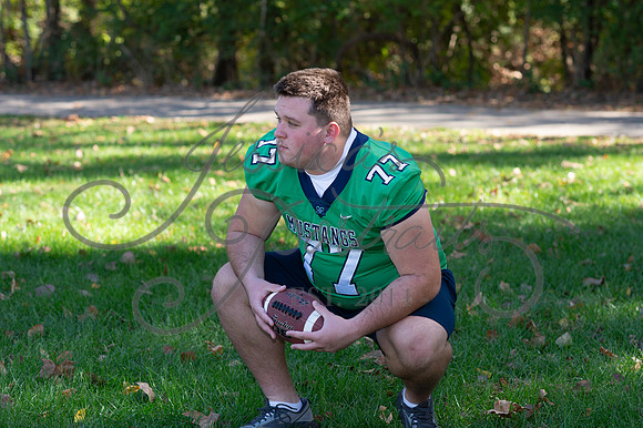 2024-10-26 Dipple Family and Sams Senior pics__JAE2971