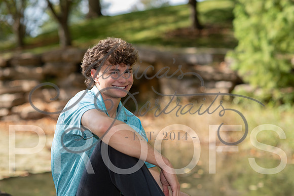 2026-10-12 Carter senior pics mom is Collin Lovitts_DSC_3878