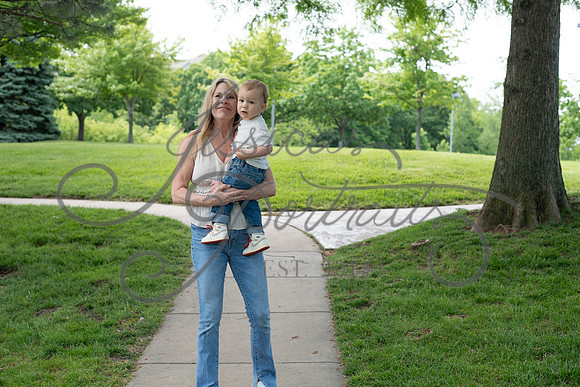 2025-05-23 Wendy and Julie with Baby Max Garney park_Z63_5765