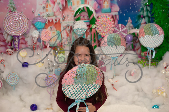 2024-11-23 Tracy Nelson Candy Wonderland_DSC_8590