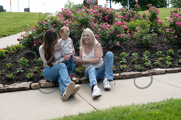 2025-05-23 Wendy and Julie with Baby Max Garney park_Z63_5820