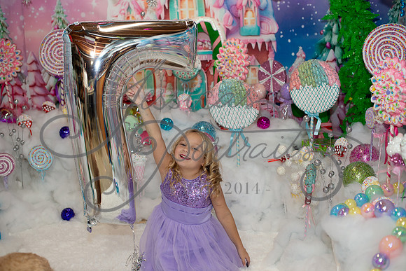 2024-11-23 Casey Britt Candy Wonderland_DSC_8854