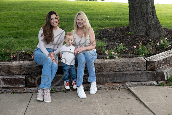 2025-05-23 Wendy and Julie with Baby Max Garney park_Z63_5840
