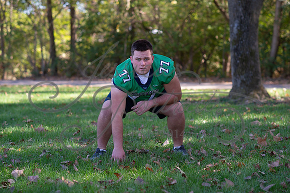 2024-10-26 Dipple Family and Sams Senior pics__JAE2990