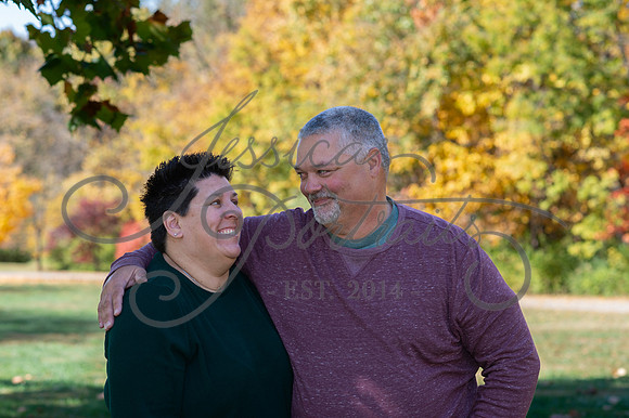 2024-10-26 Dipple Family and Sams Senior pics__JAE2555