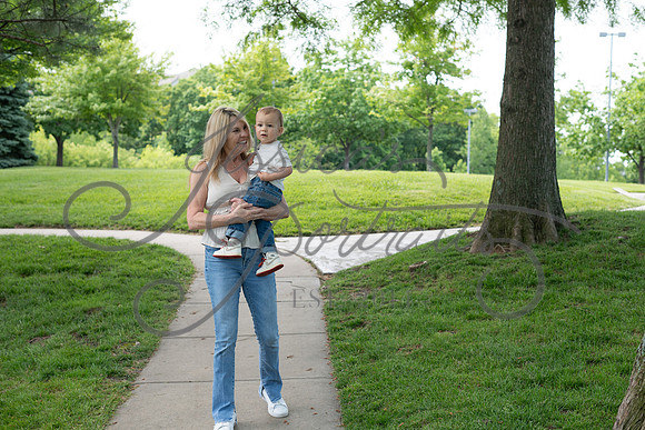 2025-05-23 Wendy and Julie with Baby Max Garney park_Z63_5762