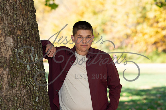2024-10-26 Dipple Family and Sams Senior pics__JAE2525
