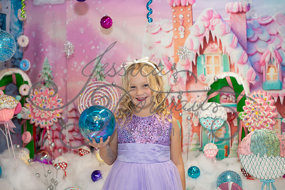 2024-11-23 Casey Britt Candy Wonderland_DSC_8741