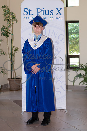 2025-05-09 Pius Graduation, Individual and GROUP at ST. THERESE_Z63_5419