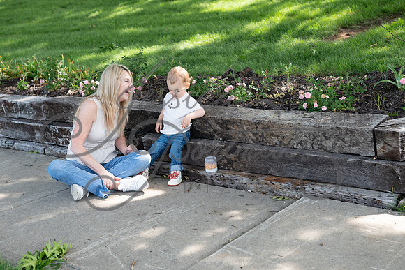 2025-05-23 Wendy and Julie with Baby Max Garney park_Z63_5884