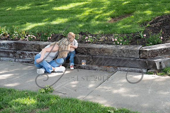 2025-05-23 Wendy and Julie with Baby Max Garney park_Z63_5875