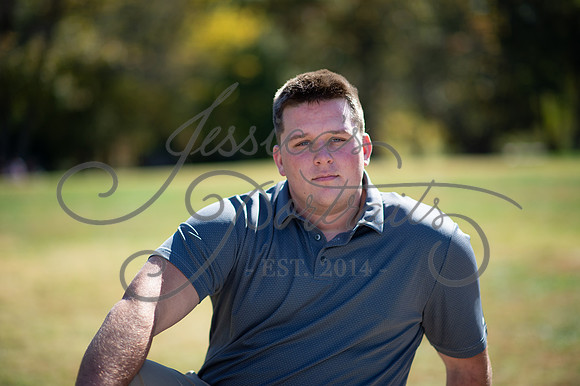 2024-10-26 Dipple Family and Sams Senior pics__JAE2316