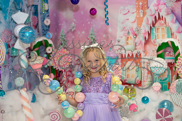 2024-11-23 Casey Britt Candy Wonderland_DSC_8748