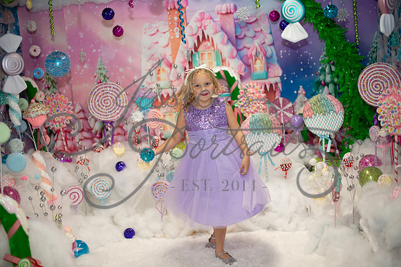 2024-11-23 Casey Britt Candy Wonderland_DSC_8784