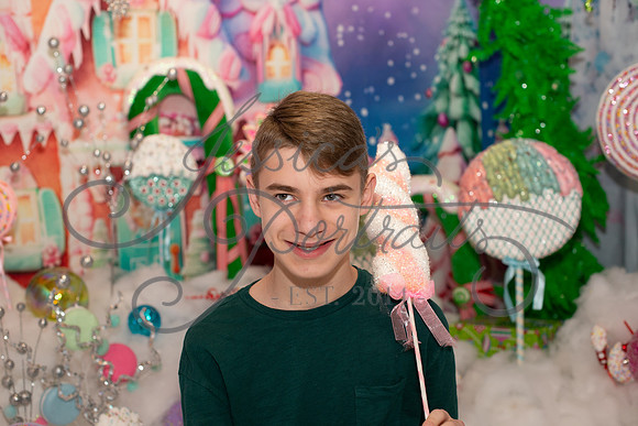2024-11-23 Tracy Nelson Candy Wonderland_DSC_8649