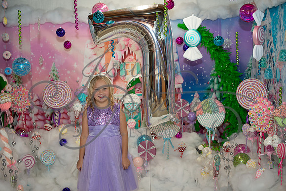 2024-11-23 Casey Britt Candy Wonderland_DSC_8805