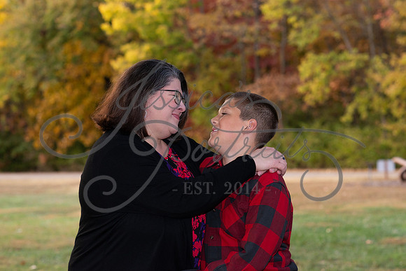2023-10-22 Dattilo Family at Laumeier Sculpture Park_DSC_8642