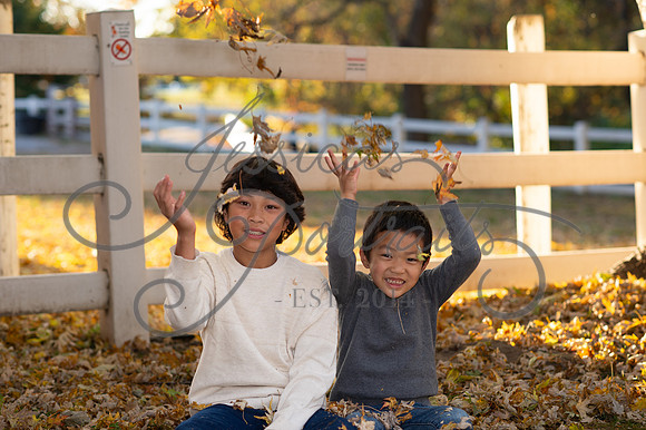 2024-10-27 Maria Perez at Long View farm Park__JAE3487