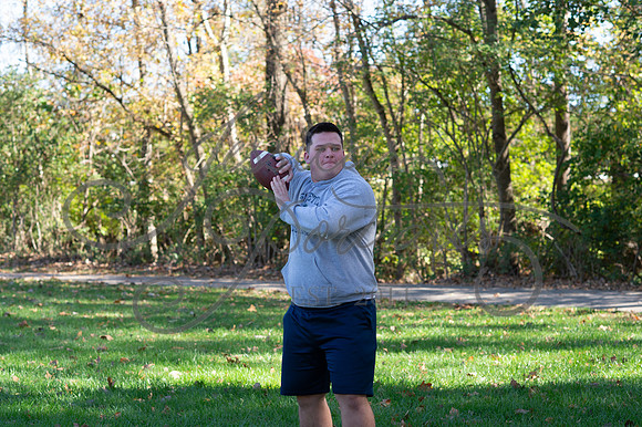 2024-10-26 Dipple Family and Sams Senior pics__JAE2955