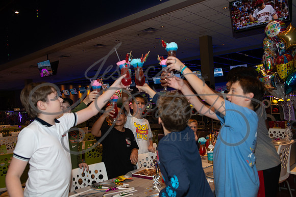 2023-10-25 Ellie From Commerce Bank Chris's Birthday Party at Main Event_DSC_8786