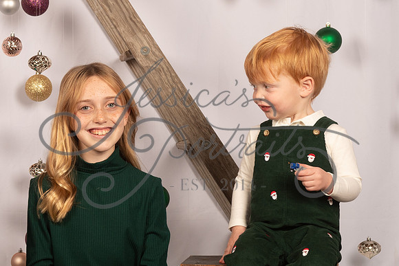 2023-11-19 Kathleen Schnorf X-Mas Mini Shoot_JAE_8062