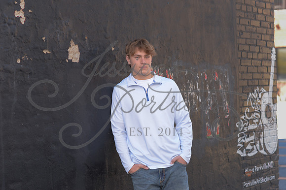2024-11-01 Vinny Ross Senior pics Downtown Parkville__JAE3898