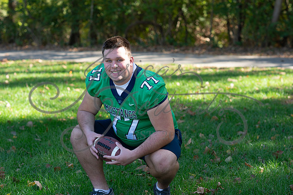 2024-10-26 Dipple Family and Sams Senior pics__JAE2973