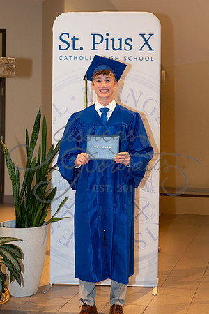 2025-05-09 Pius Graduation, Individual and GROUP at ST. THERESE_Z63_5508