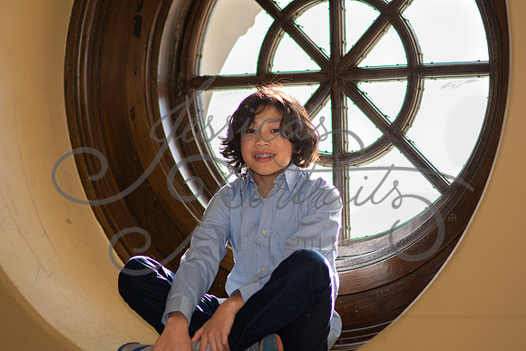 2023-12-10 Maria Perez at K.C. Union Station_DSC_0600