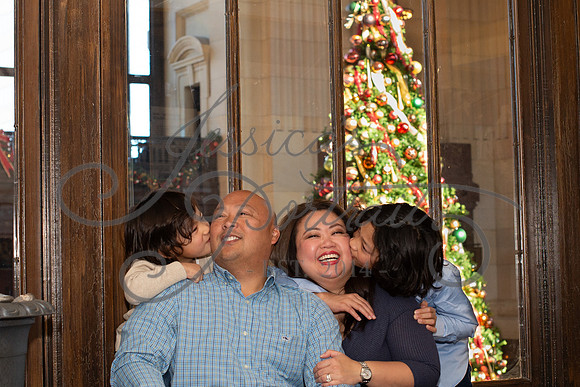 2023-12-10 Maria Perez at K.C. Union Station_DSC_0637