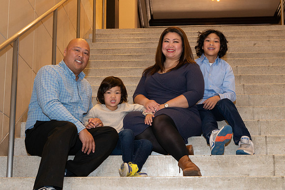 2023-12-10 Maria Perez at K.C. Union Station_DSC_0696