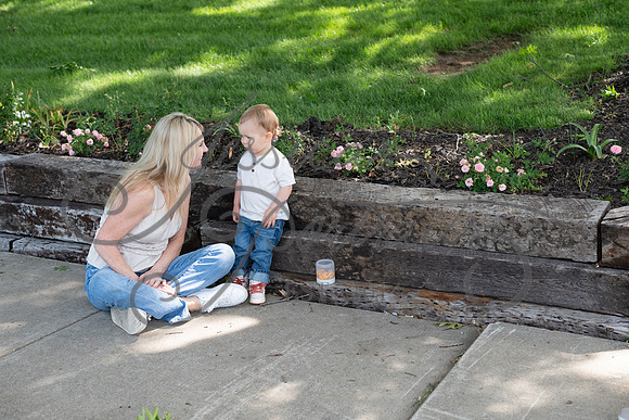2025-05-23 Wendy and Julie with Baby Max Garney park_Z63_5852