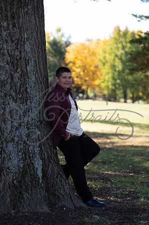 2024-10-26 Dipple Family and Sams Senior pics__JAE2353