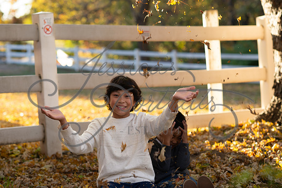 2024-10-27 Maria Perez at Long View farm Park__JAE3475
