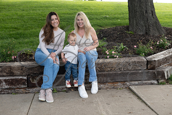 2025-05-23 Wendy and Julie with Baby Max Garney park_Z63_5837
