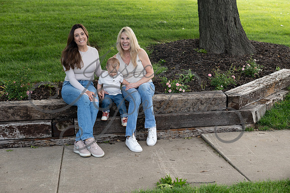 2025-05-23 Wendy and Julie with Baby Max Garney park_Z63_5831