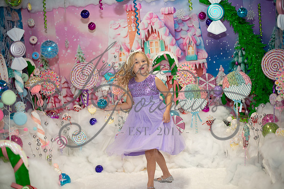 2024-11-23 Casey Britt Candy Wonderland_DSC_8782
