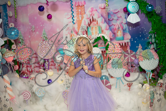 2024-11-23 Casey Britt Candy Wonderland_DSC_8787