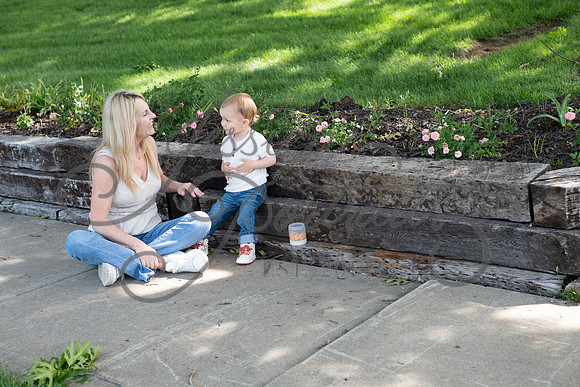 2025-05-23 Wendy and Julie with Baby Max Garney park_Z63_5885