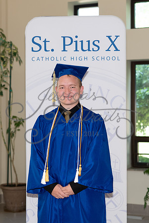2025-05-09 Pius Graduation, Individual and GROUP at ST. THERESE_Z63_5319