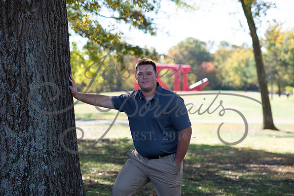 2024-10-26 Dipple Family and Sams Senior pics__JAE2346