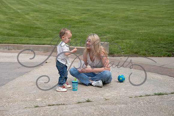 2025-05-23 Wendy and Julie with Baby Max Garney park_Z63_5706