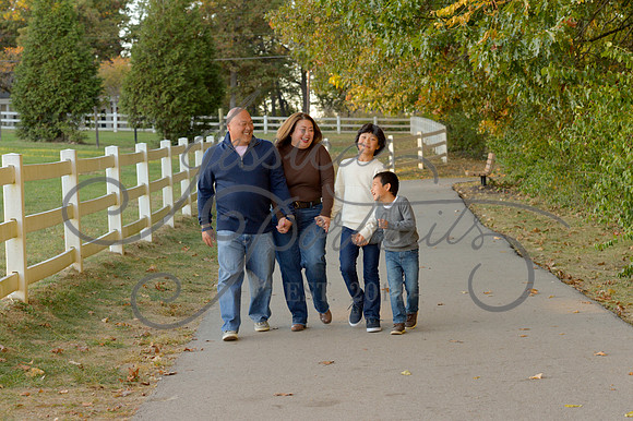 2024-10-27 Maria Perez at Long View farm Park__JAE3533