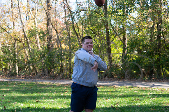 2024-10-26 Dipple Family and Sams Senior pics__JAE2948