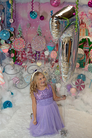 2024-11-23 Casey Britt Candy Wonderland_DSC_8814