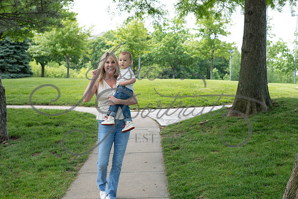 2025-05-23 Wendy and Julie with Baby Max Garney park_Z63_5760