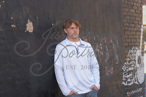 2024-11-01 Vinny Ross Senior pics Downtown Parkville__JAE3894
