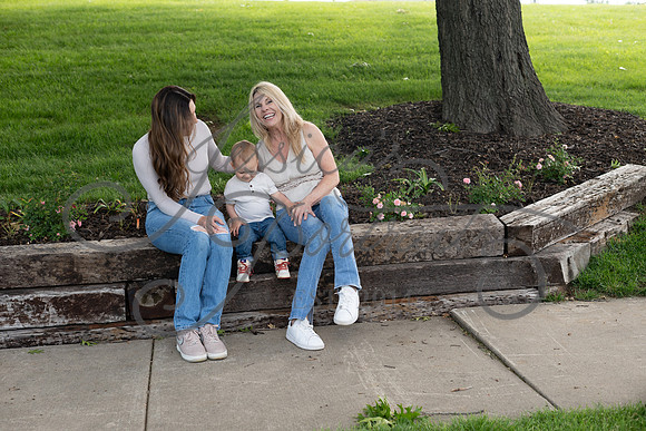 2025-05-23 Wendy and Julie with Baby Max Garney park_Z63_5829
