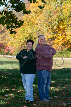 2024-10-26 Dipple Family and Sams Senior pics__JAE2531
